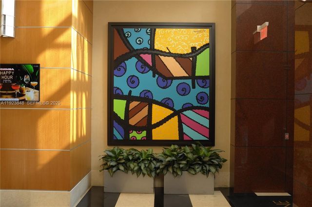 253 NE 2nd St 908, Miami, FL 33132