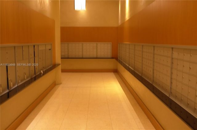 253 NE 2nd St 908, Miami, FL 33132