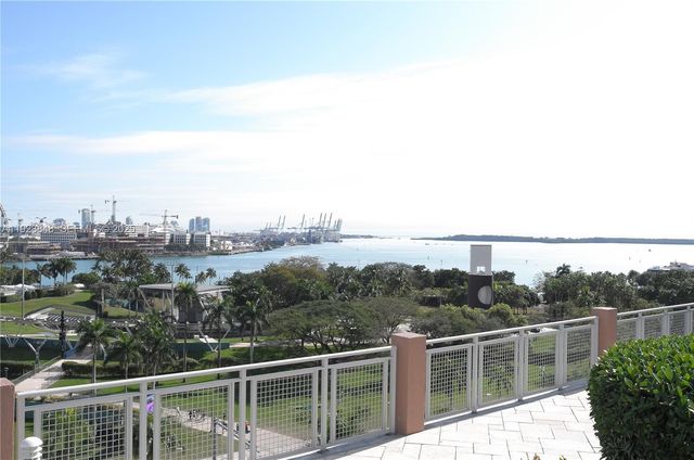 253 NE 2nd St 908, Miami, FL 33132