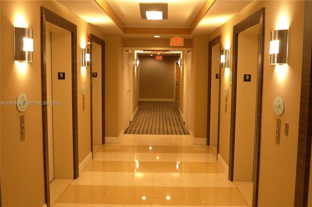 253 NE 2nd St 908, Miami, FL 33132