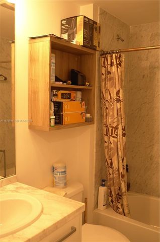 253 NE 2nd St 908, Miami, FL 33132