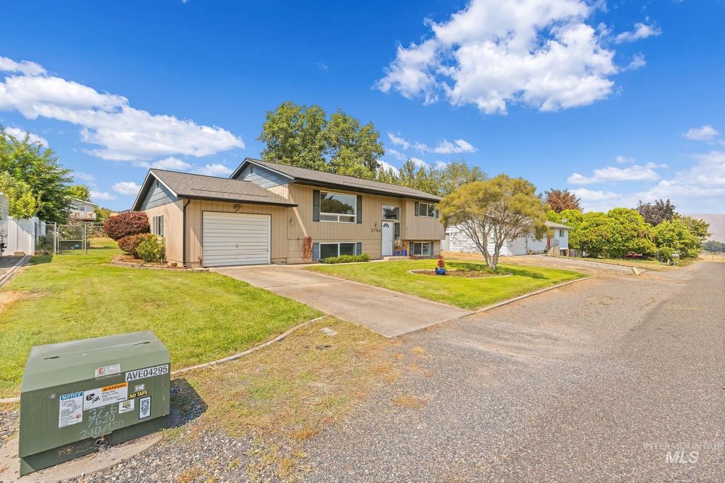 2744 Rainier Street, Clarkston, WA 99403 photo 2