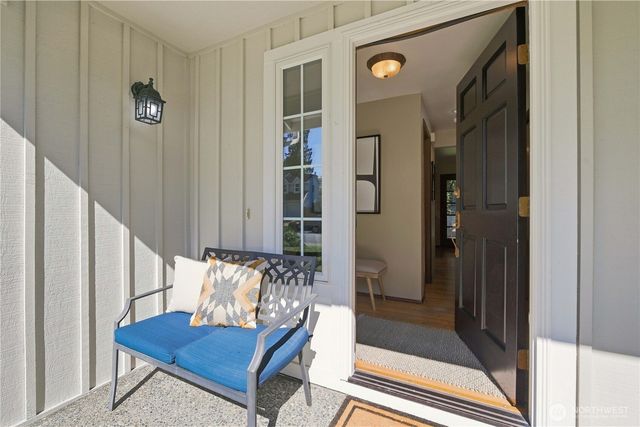 23424 NE 27th Street, Sammamish, WA 98074