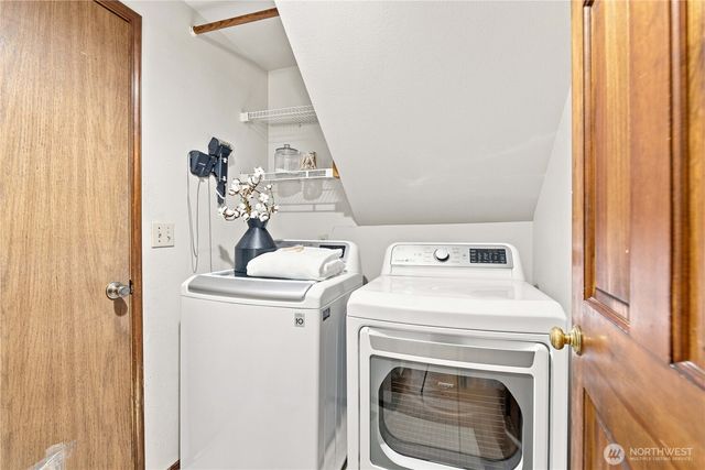 23424 NE 27th Street, Sammamish, WA 98074