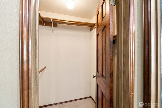 23424 NE 27th Street, Sammamish, WA 98074