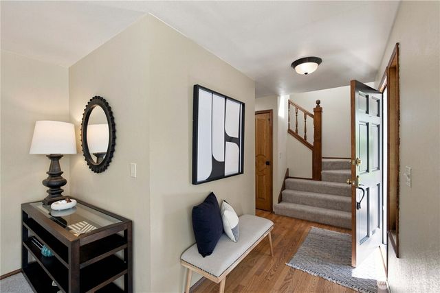 23424 NE 27th Street, Sammamish, WA 98074