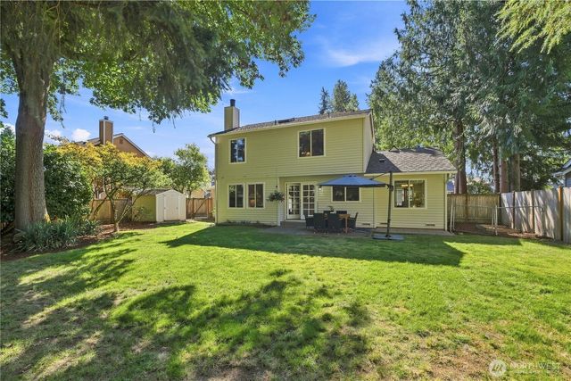 23424 NE 27th Street, Sammamish, WA 98074