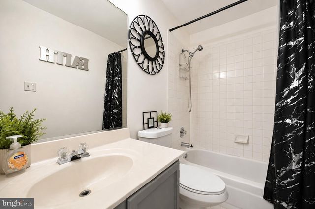 6211 GILBRALTER LN, Bowie, MD 20720
