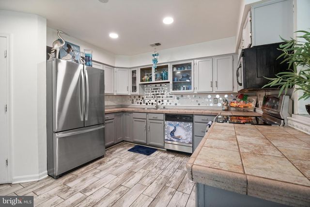 6211 GILBRALTER LN, Bowie, MD 20720