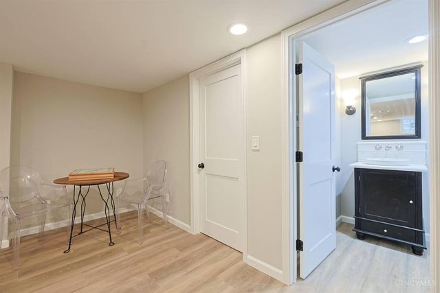 1568 Wittekind Terrace, Cincinnati, OH 45224