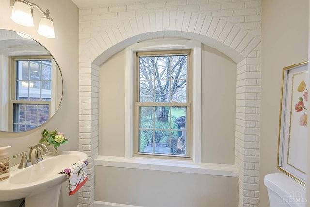 1568 Wittekind Terrace, Cincinnati, OH 45224