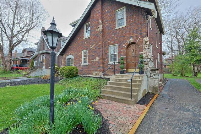 1568 Wittekind Terrace, Cincinnati, OH 45224