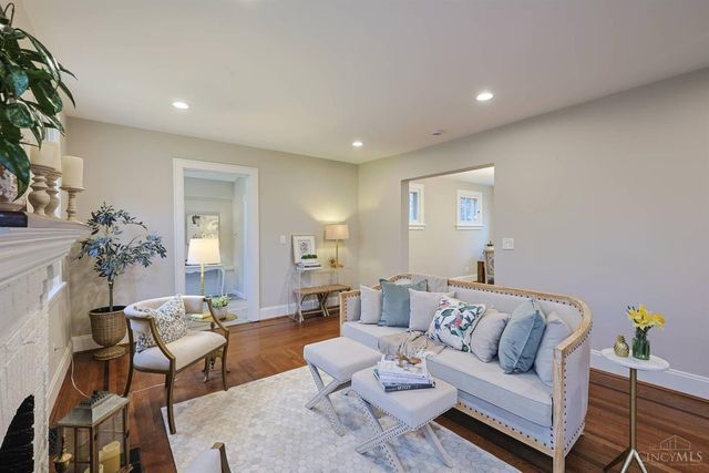 1568 Wittekind Terrace, Cincinnati, OH 45224