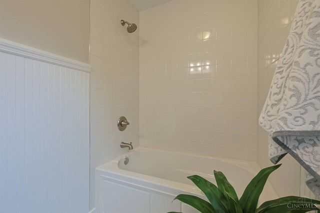 1568 Wittekind Terrace, Cincinnati, OH 45224