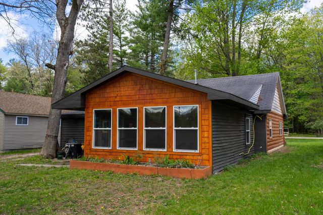 11935 N Shore Drive, Garfield Twp, MI 48632