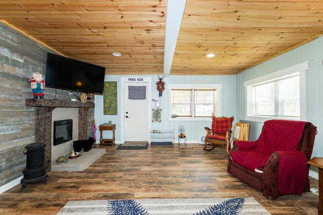 11935 N Shore Drive, Garfield Twp, MI 48632
