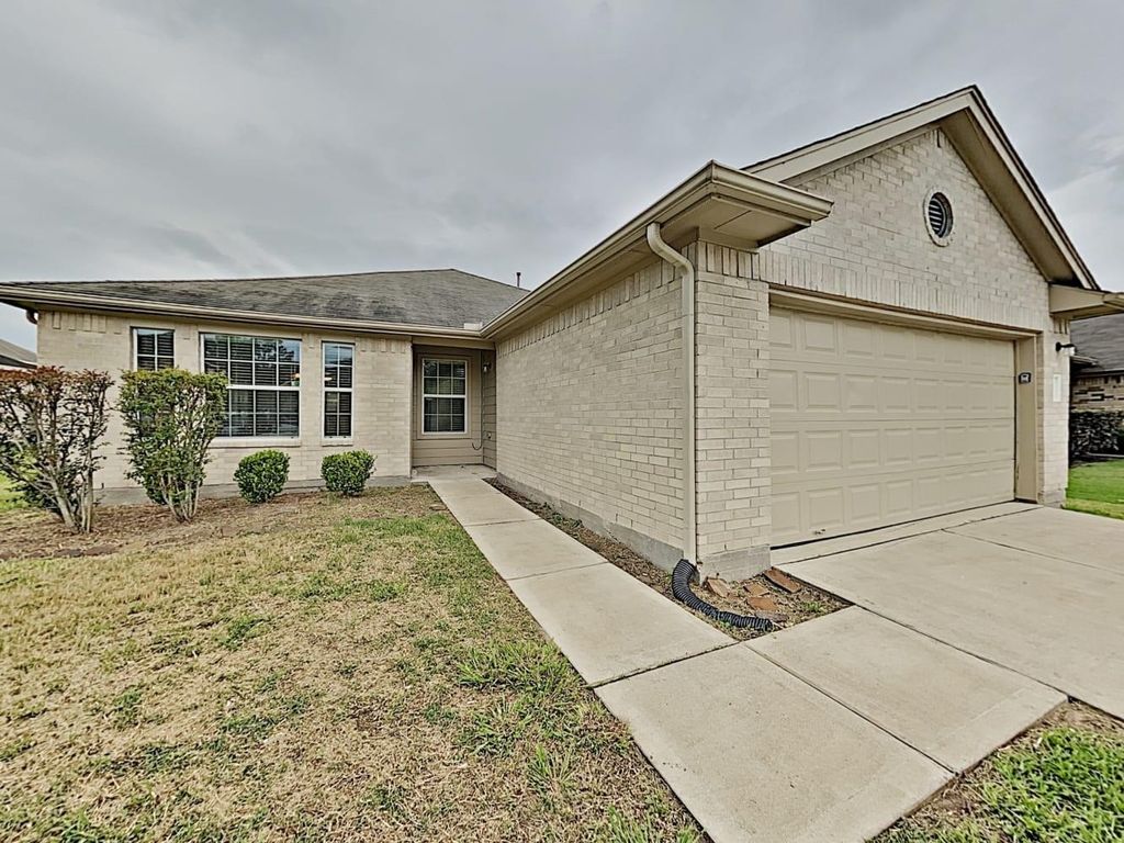4026 Hawthorne Glen Court, Fresno, TX 77545