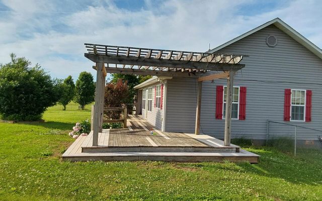 829 County Road 350, Sweetwater, TN 37874