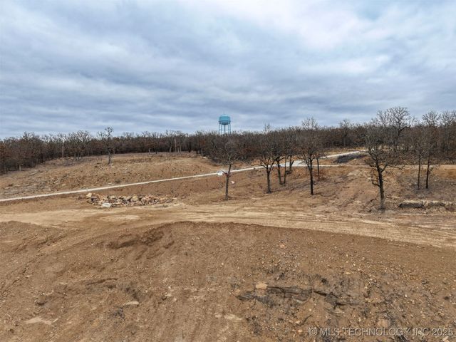 15956 Lakewood Circle, Skiatook, OK 74070