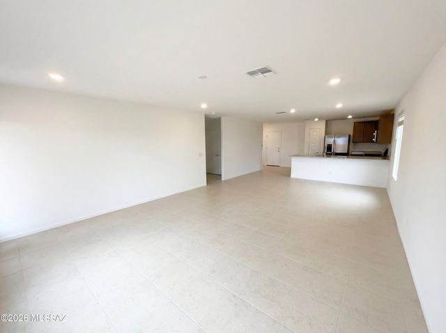 12864 E Curly Neal Drive, Tucson, AZ 85747