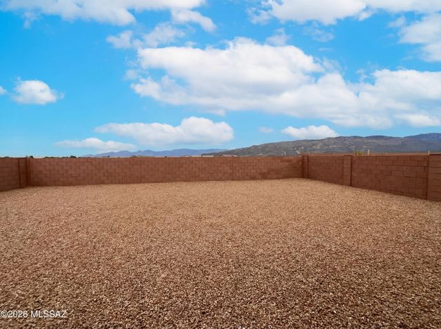 12864 E Curly Neal Drive, Tucson, AZ 85747