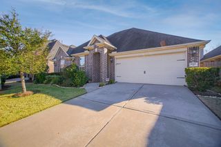 8146 Laughing Falcon Trail, Conroe, TX 77385
