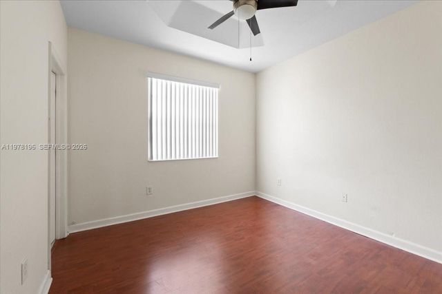 9239 SW 227th St 9, Cutler Bay, FL 33190