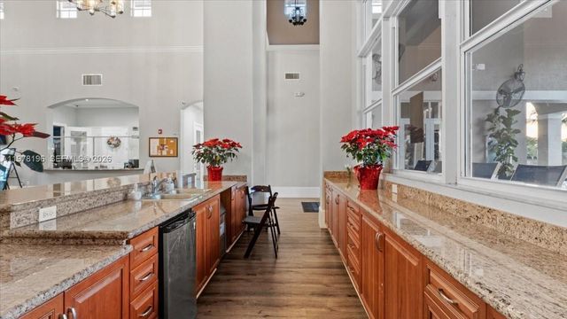 9239 SW 227th St 9, Cutler Bay, FL 33190