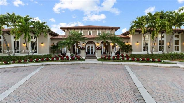 9239 SW 227th St 9, Cutler Bay, FL 33190