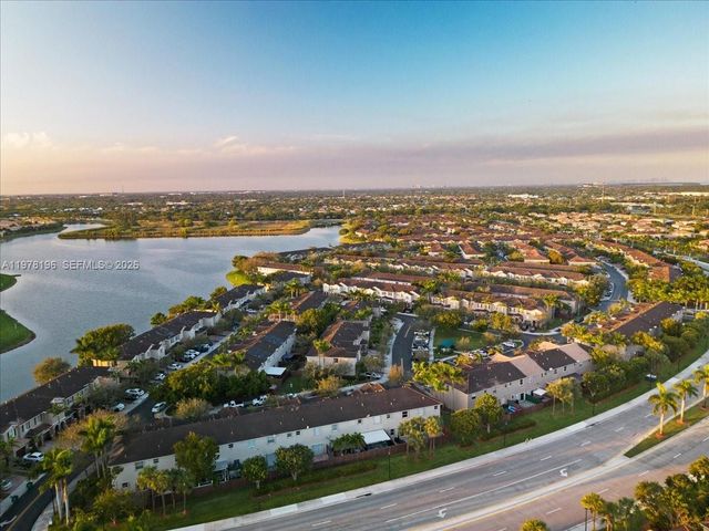 9239 SW 227th St 9, Cutler Bay, FL 33190