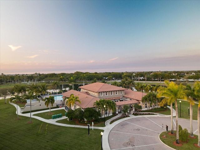 9239 SW 227th St 9, Cutler Bay, FL 33190