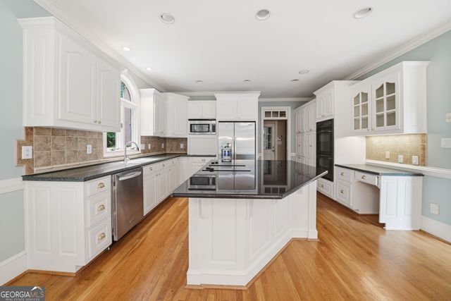 3725 Wickloe Court, Snellville, GA 30039