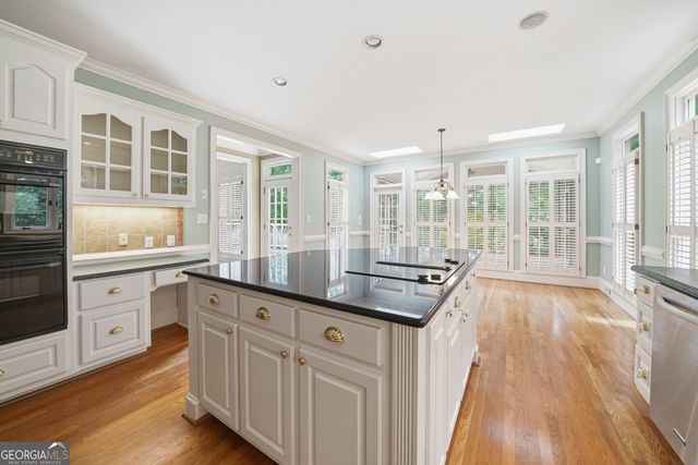 3725 Wickloe Court, Snellville, GA 30039