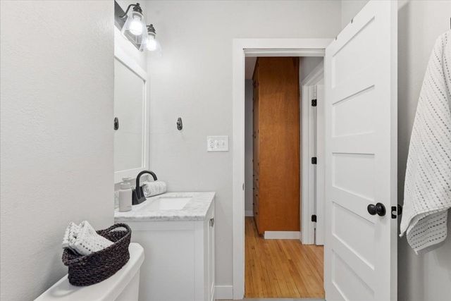 402 N Oak Street, Lake City, MN 55041