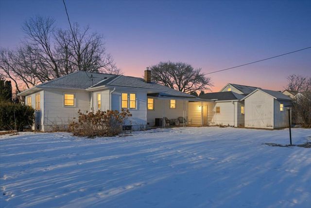 402 N Oak Street, Lake City, MN 55041