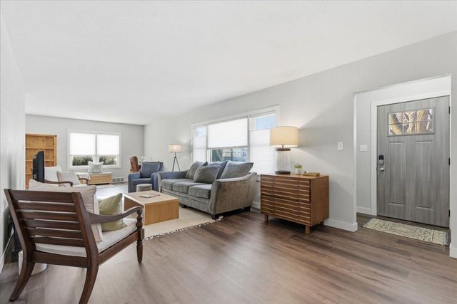 402 N Oak Street, Lake City, MN 55041