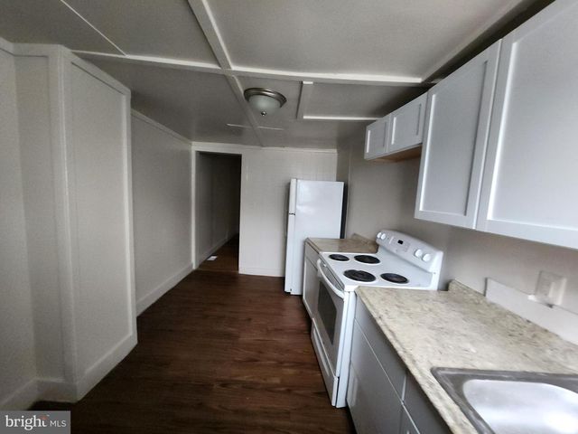 235 N LUZERNE AVE, Baltimore, MD 21224