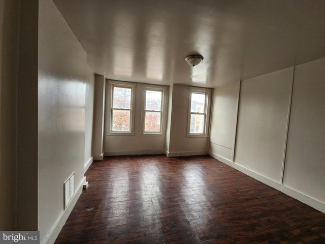 235 N LUZERNE AVE, Baltimore, MD 21224