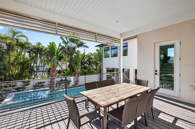 6605 GULF DRIVE, Holmes Beach, FL 34217