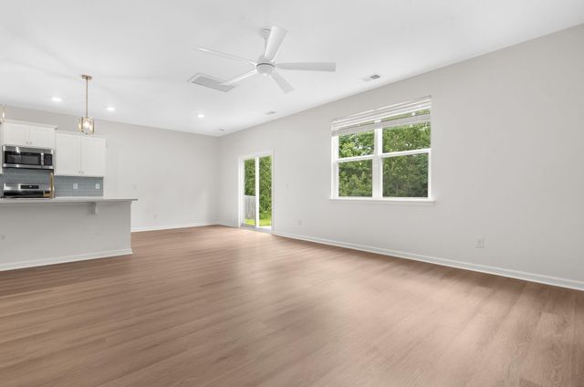 118 Rusting Link Road, Summerville, SC 29483