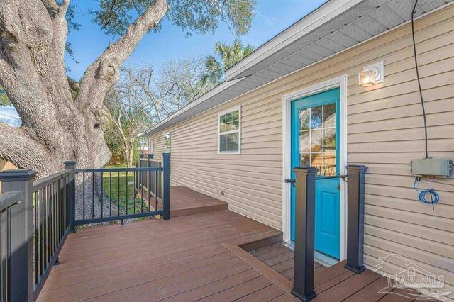 2920 W Gonzalez St, Pensacola, FL 32505