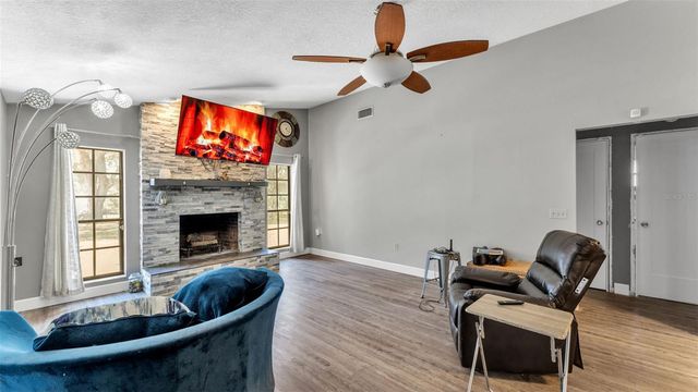 6231 FORESTWOOD DRIVE W, Lakeland, FL 33811