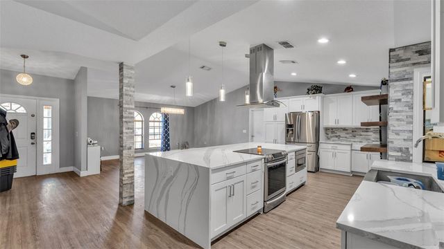 6231 FORESTWOOD DRIVE W, Lakeland, FL 33811