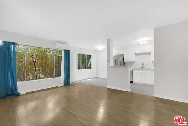 2488 N Beachwood Drive 2, Los Angeles, CA 90068