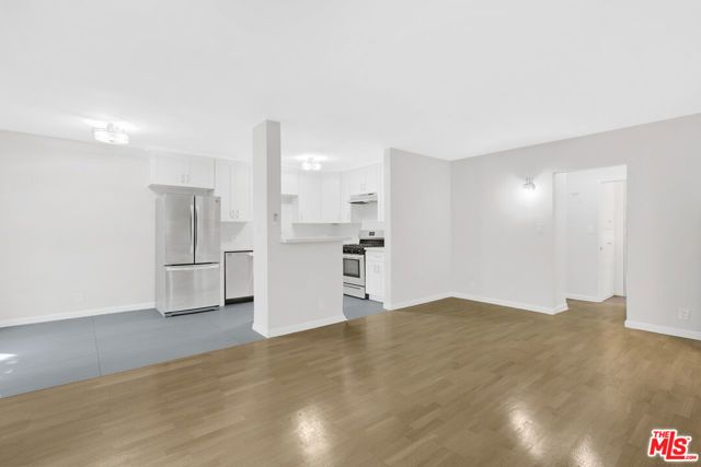 2488 N Beachwood Drive 2, Los Angeles, CA 90068