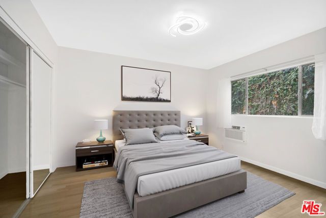 2488 N Beachwood Drive 2, Los Angeles, CA 90068