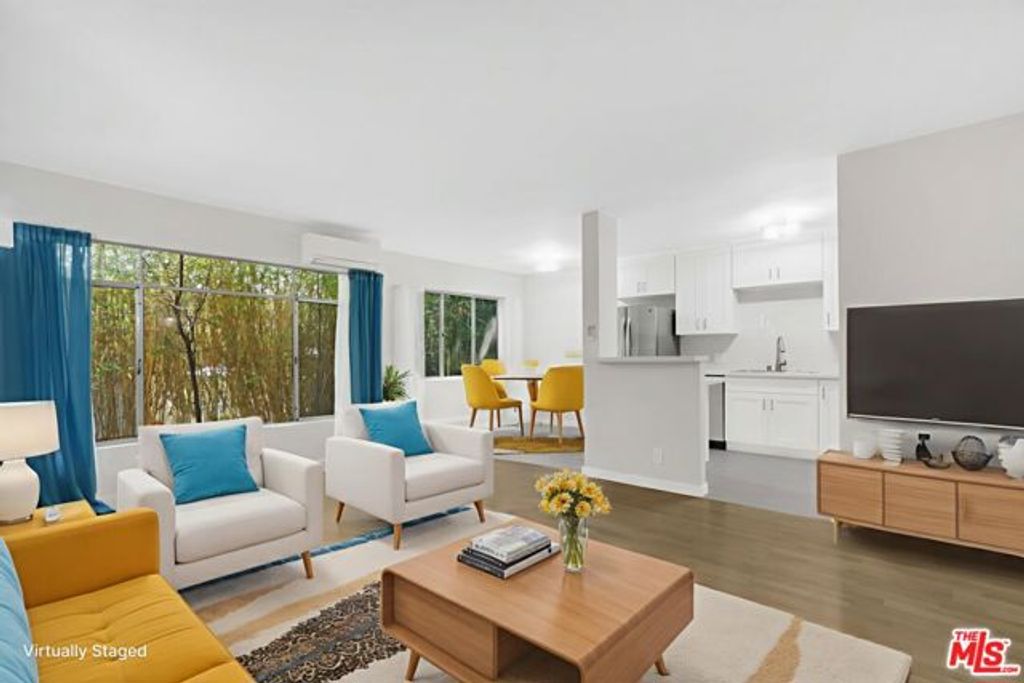 2488 N Beachwood Drive 2, Los Angeles, CA 90068