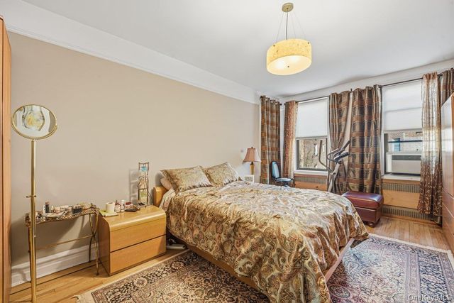 110-21 73 Road 6H, Forest Hills, NY 11375