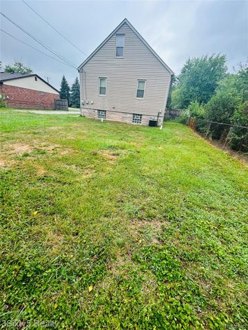 1919 Goddard Street, Wyandotte, MI 48192
