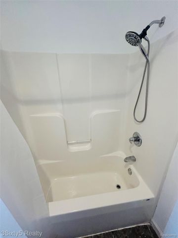 1919 Goddard Street, Wyandotte, MI 48192